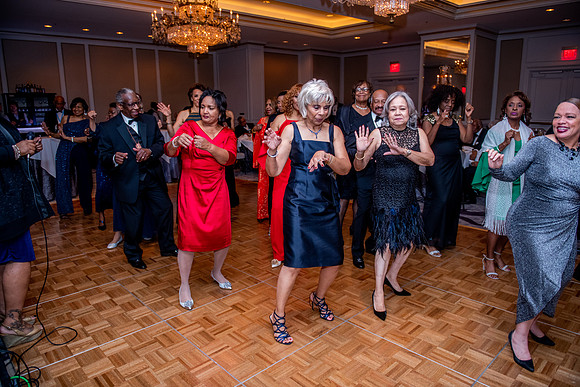 Christmas Party-12.08-I-1888