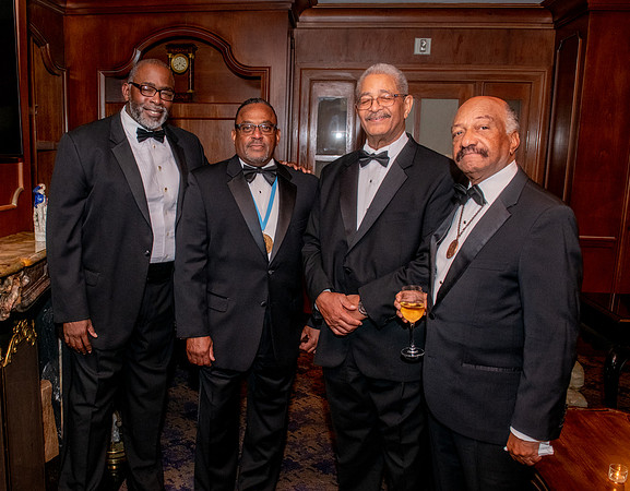 Christmas Party-12.08-I-1740